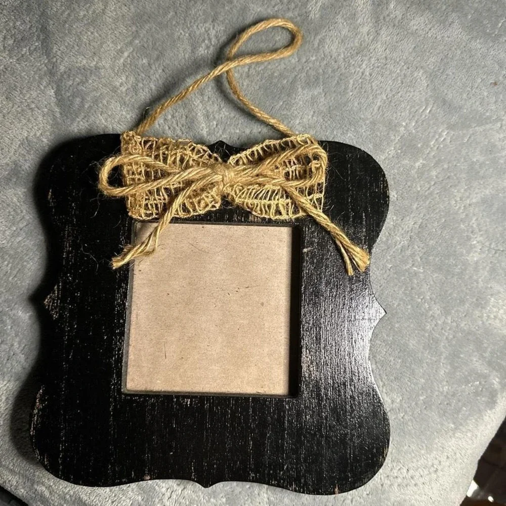 N/A wooden photo